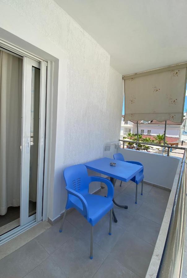 Hotel Andrea Sarandë Buitenkant foto