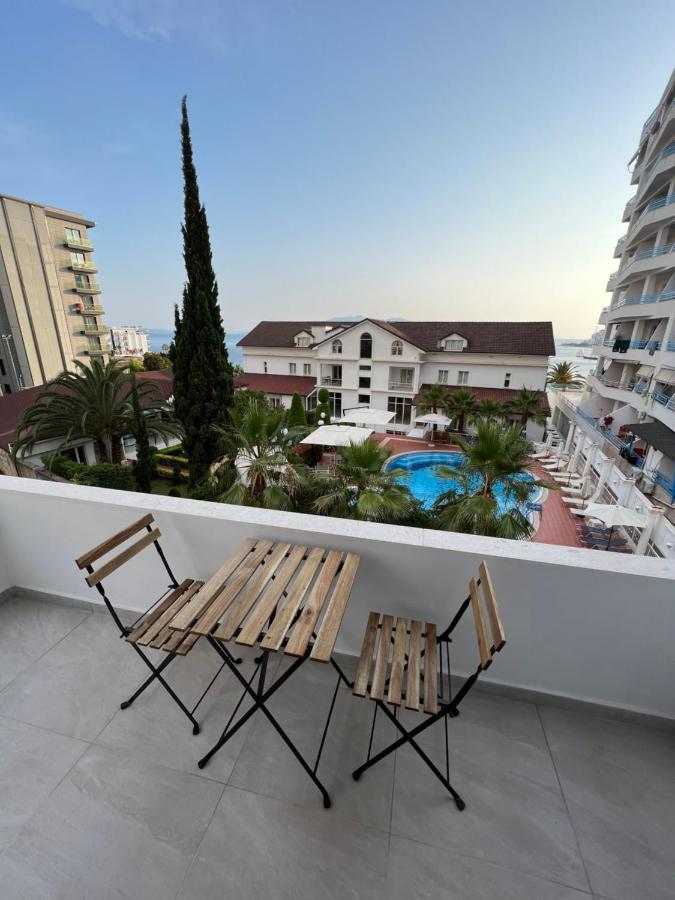Hotel Andrea Sarandë Buitenkant foto