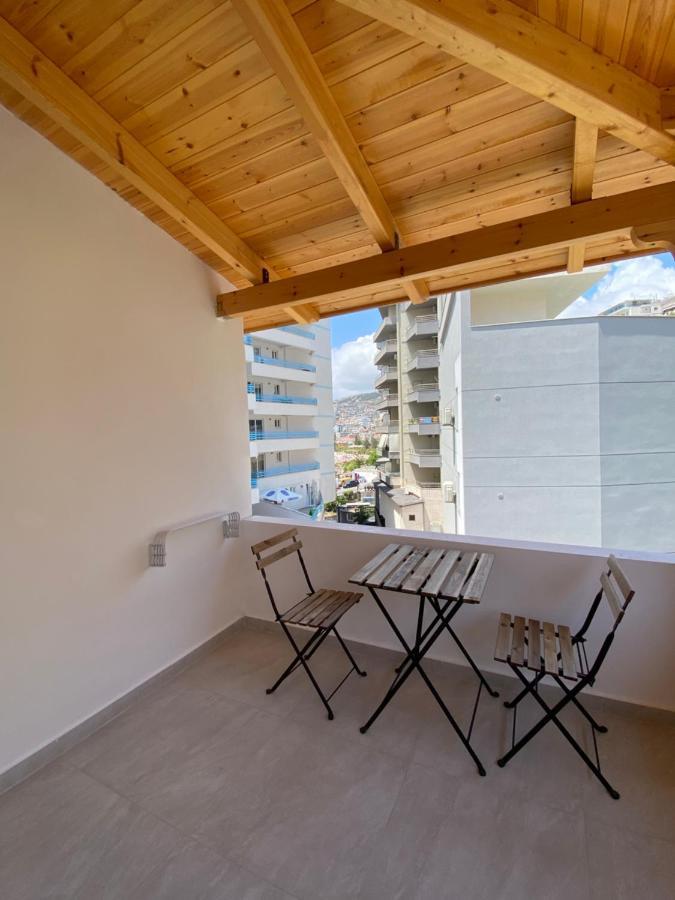 Hotel Andrea Sarandë Buitenkant foto